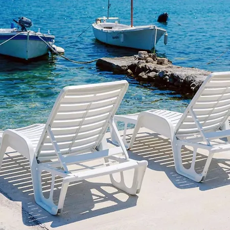 公寓 9325a 鲁巴达