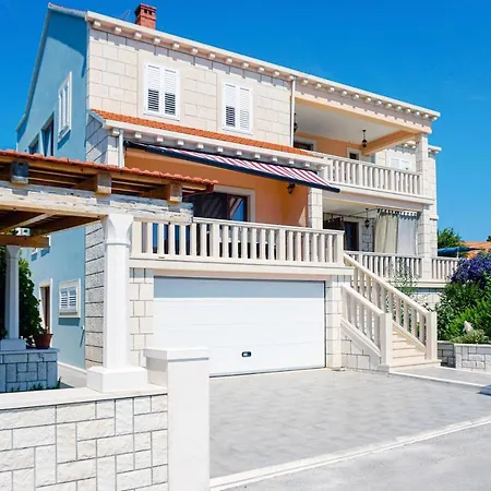 Studio 9325a Lägenhet Lumbarda